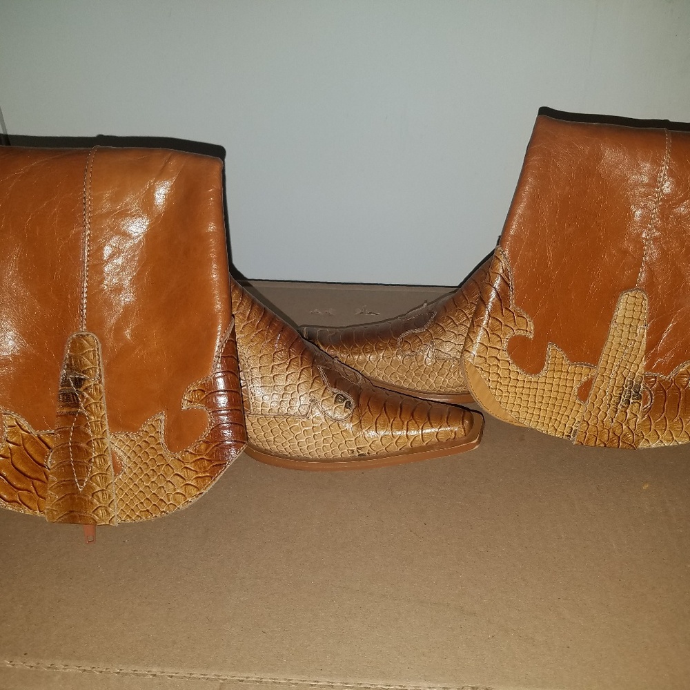 GENUINE LEATHER BOOTS